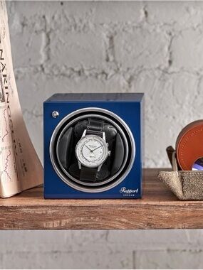 Rapport London Blue Single Watch Winder with Black Cushion